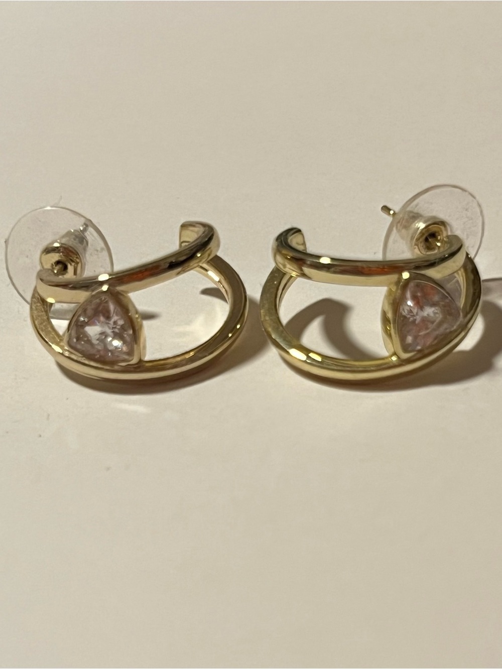 Kendra Scott Gold Hoop Earrings with Clear Triangle Stone